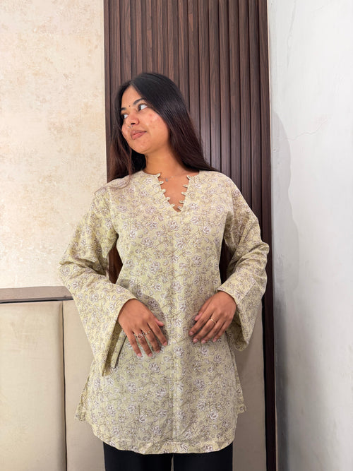 Heer Floral Flared-Sleeve Kurta